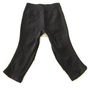 Lululemon Cropped black leggings